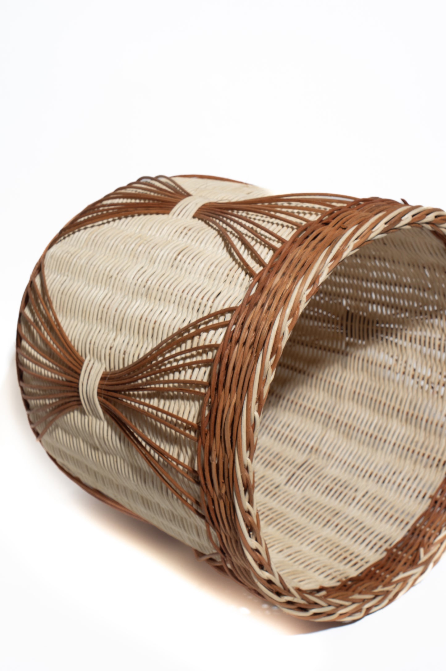 Handwoven Bamboo & Rattan Basket – Natural Decorative Storage Organizer