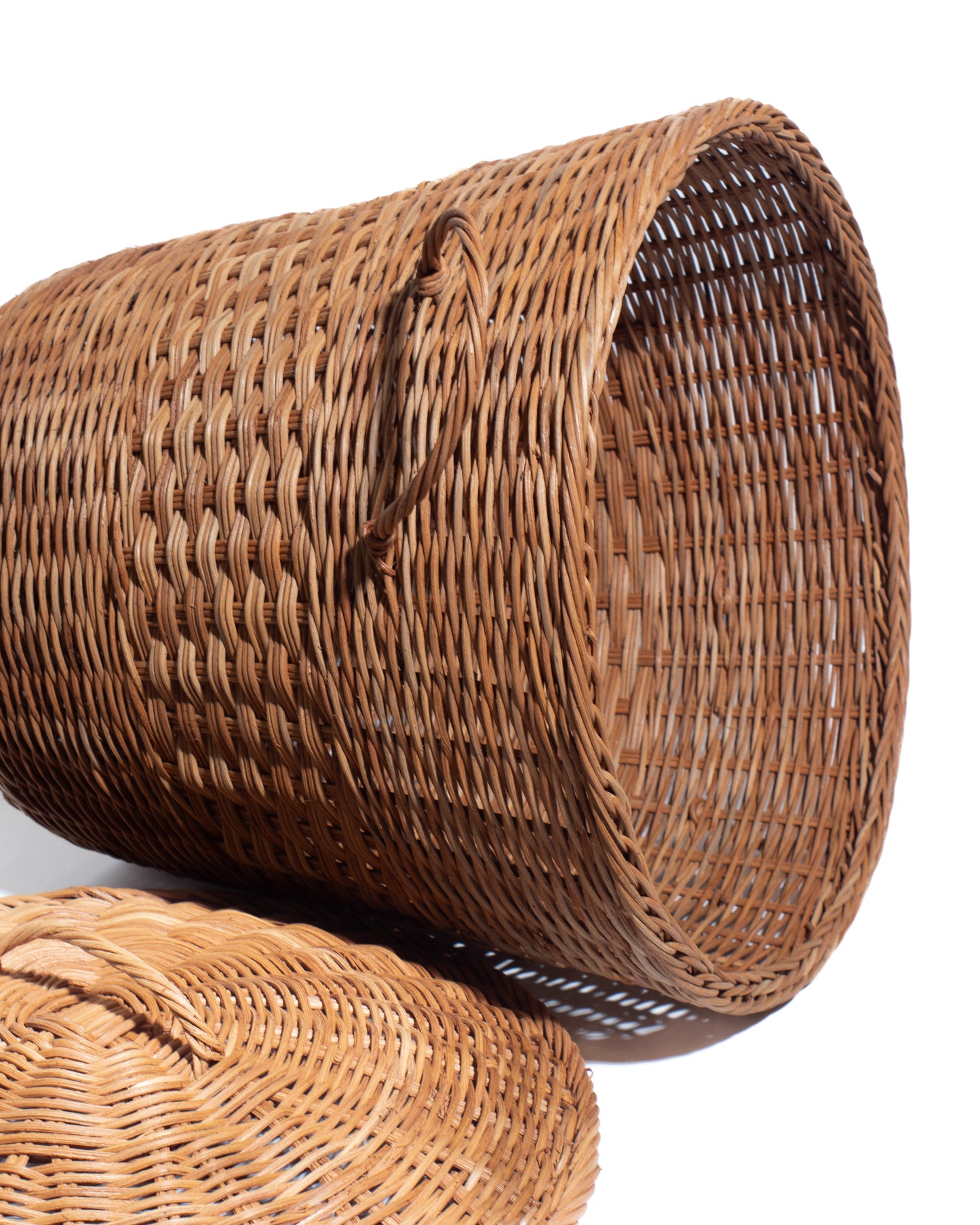 wicker laudry hamper with lid Handwoven Rattan Storage Basket with Lid – Natural Wicker Organizer with Handles