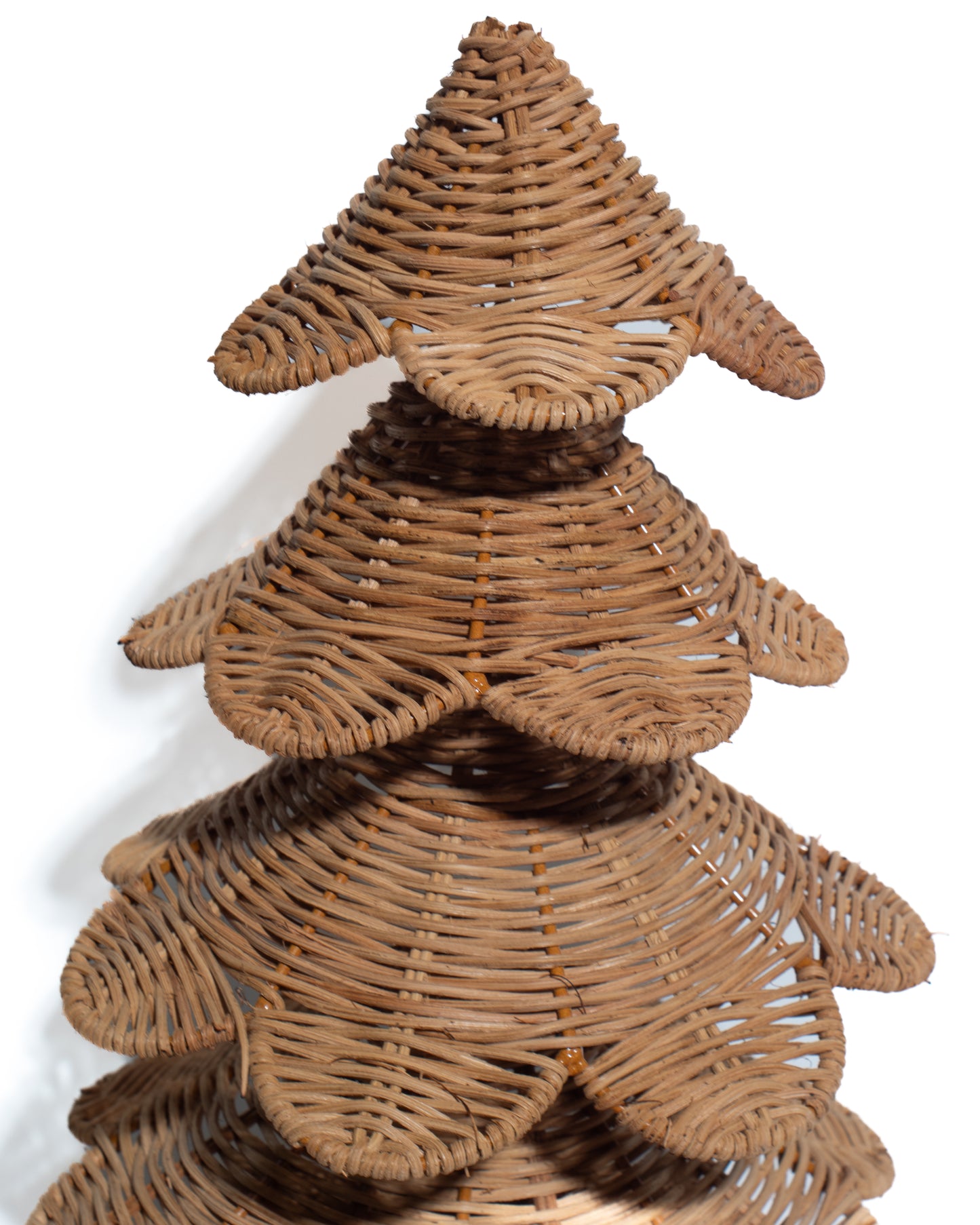 Handwoven Rattan Christmas Tree Decoration – Natural Wicker Holiday Decor