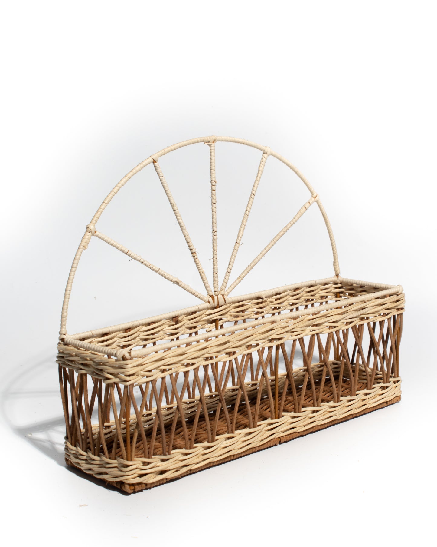Handwoven Wall Hanging Rattan Basket – Decorative Wicker Storage Organizer with Sturdy Iron Frame – Ideal for Keys, Magazines, Small Items & Flower Display