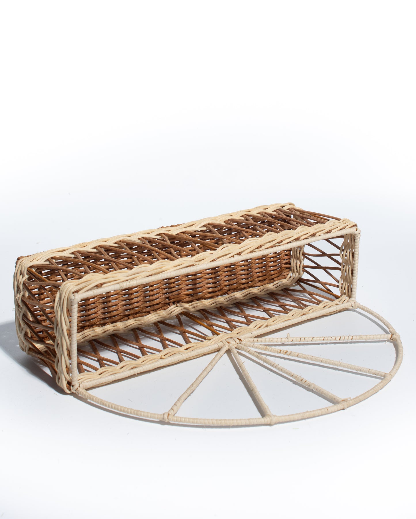 Handwoven Wall Hanging Rattan Basket – Decorative Wicker Storage Organizer with Sturdy Iron Frame – Ideal for Keys, Magazines, Small Items & Flower Display