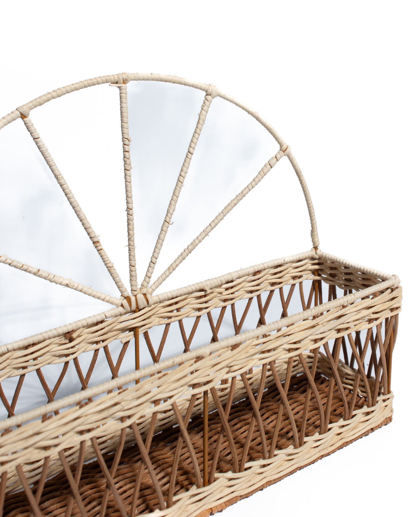 Handwoven Wall Hanging Rattan Basket – Decorative Wicker Storage Organizer with Sturdy Iron Frame – Ideal for Keys, Magazines, Small Items & Flower Display