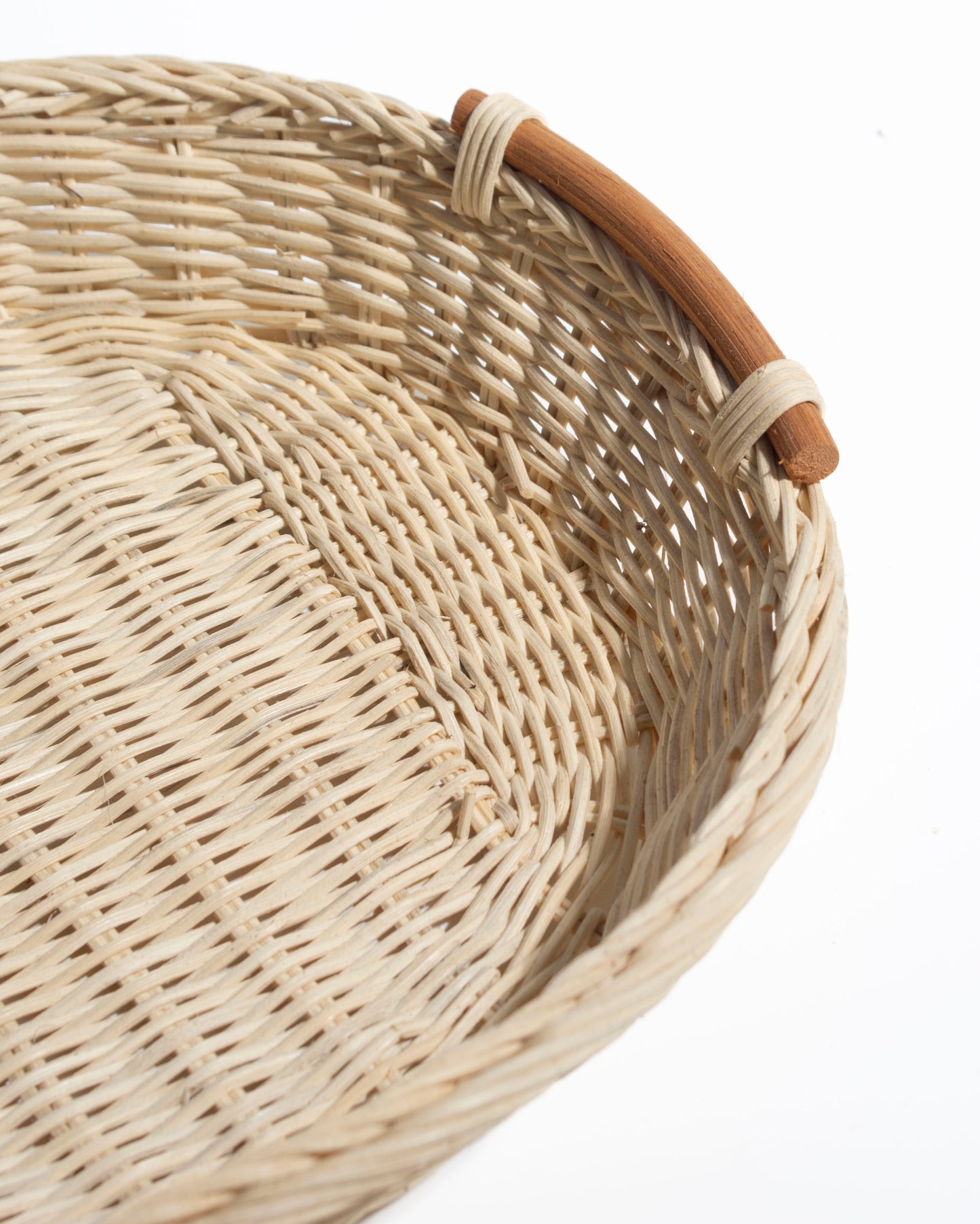 Large Handwoven Rattan Tray –Ideal for storing blankets, clothes, towels, Classic, Eco-Friendly & Versatile