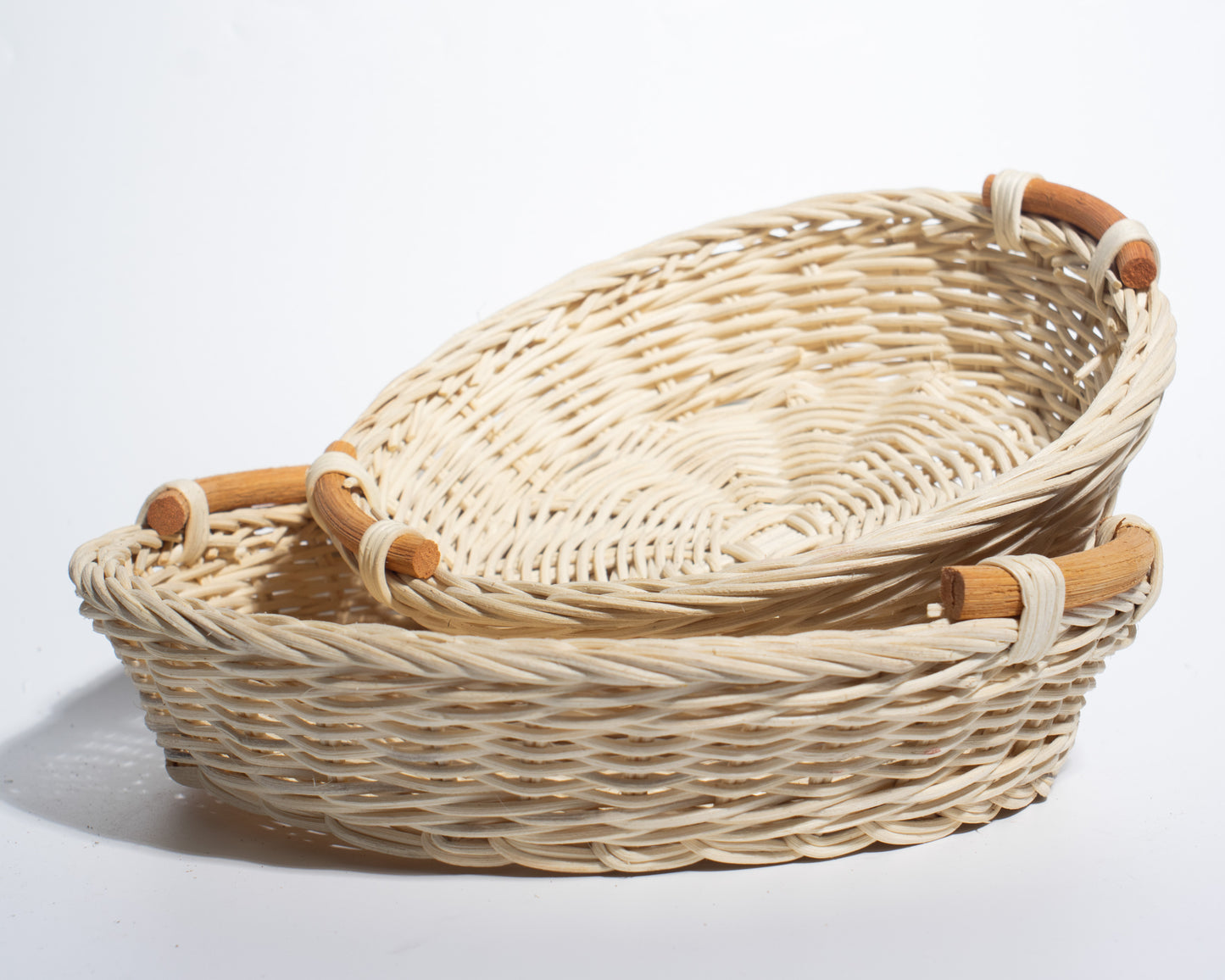 Round Handwoven Rattan Basket with Handles – Natural, Versatile & Handcrafted