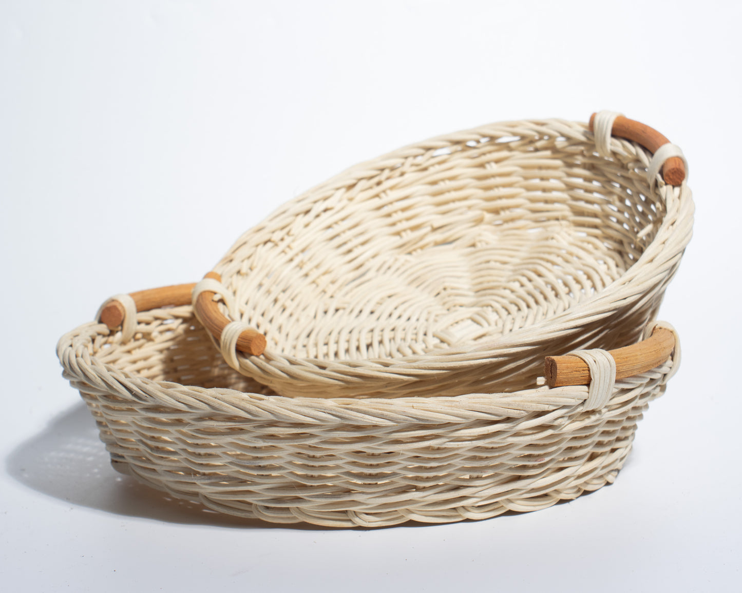 Round Handwoven Rattan Basket with Handles – Natural, Versatile & Handcrafted