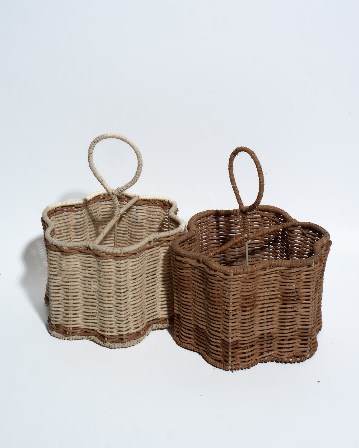Handwoven Bamboo Tray with Iron Frame – Elegant Floral Design