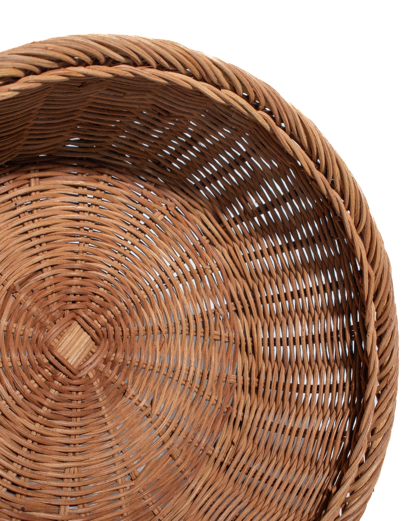 Handwoven rattan baskets for ideal Bread, fruits and vegetables, home decorations, badroom, kitchen