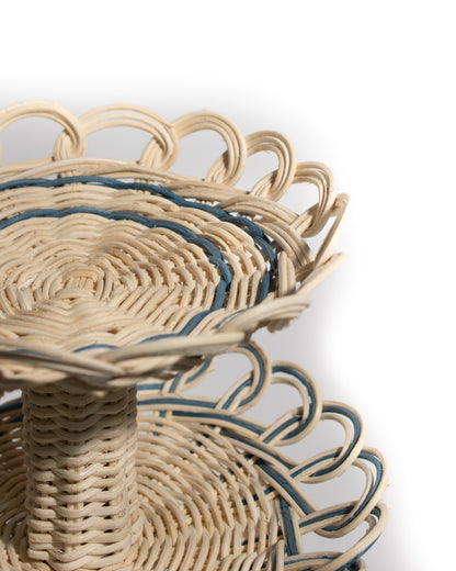 Handwoven rattan basket – Elegant Design for holding fruits, snacks, keys, small items, or as a stylish centerpiece.
