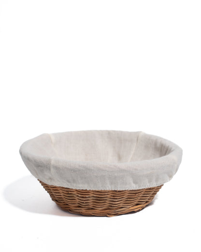 Handwoven rattan basket – Elegant Design for holding fruits, snacks, keys, small items, or as a stylish centerpiece.