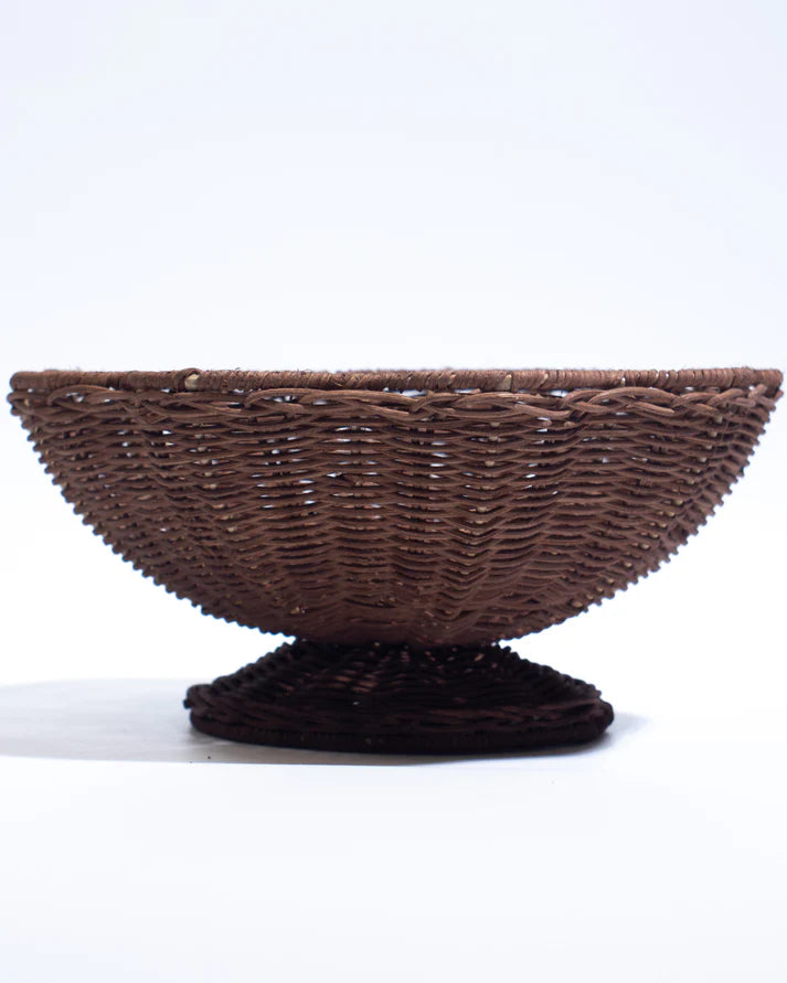 Handwoven Bamboo Tray with Iron Frame – Elegant Floral Design