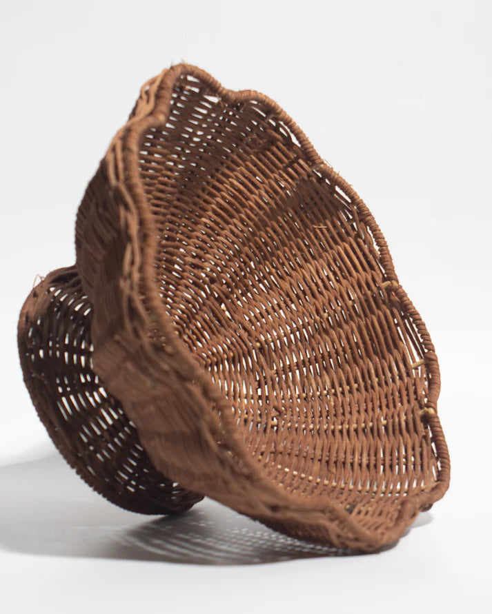 Handwoven Bamboo Tray with Iron Frame – Elegant Floral Design