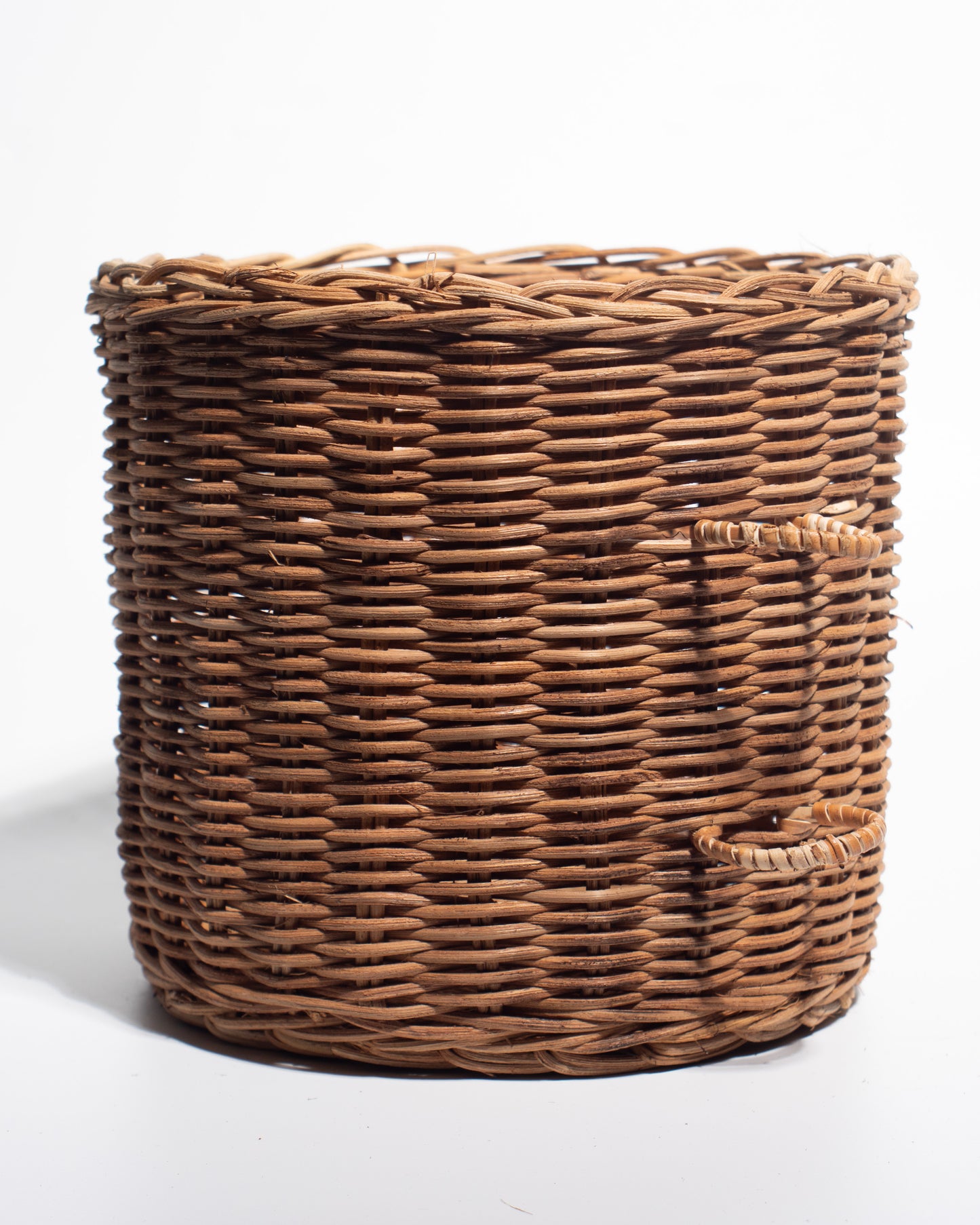 Round Handwoven Rattan Basket – Natural, Versatile &amp; Handcrafted
