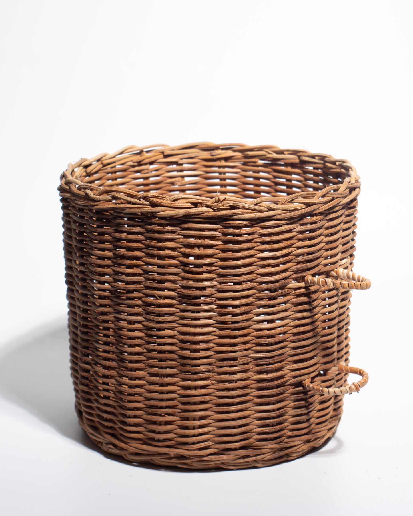 Round Handwoven Rattan Basket – Natural, Versatile &amp; Handcrafted