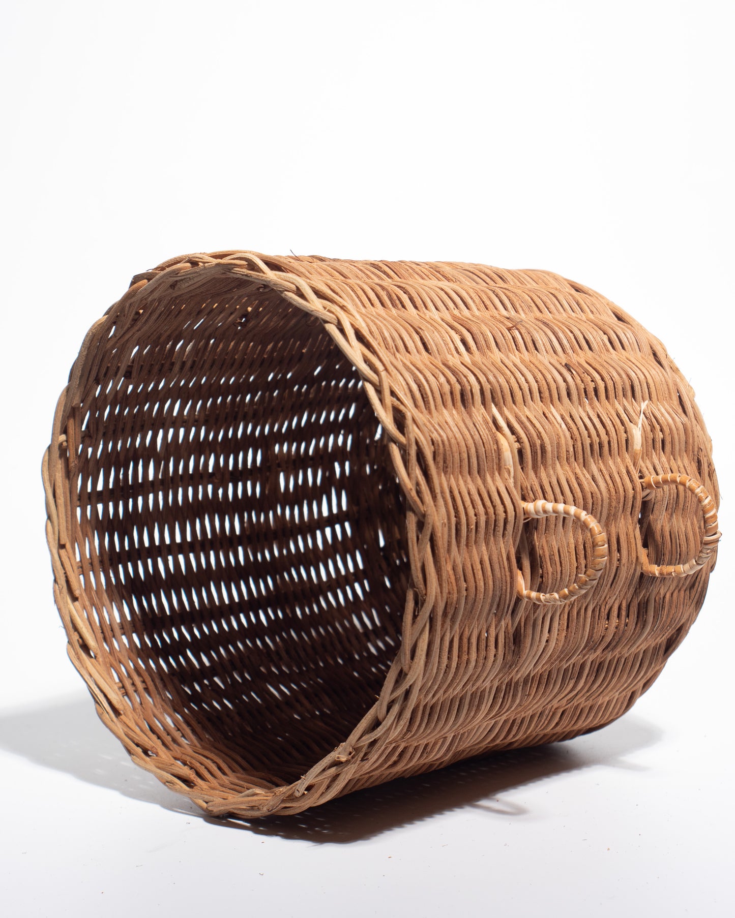 Round Handwoven Rattan Basket – Natural, Versatile &amp; Handcrafted